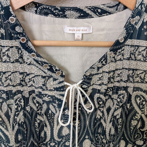 Stitch Fix- Skies Are Blue Boho Bell Sleev… - Picture 2 of 6